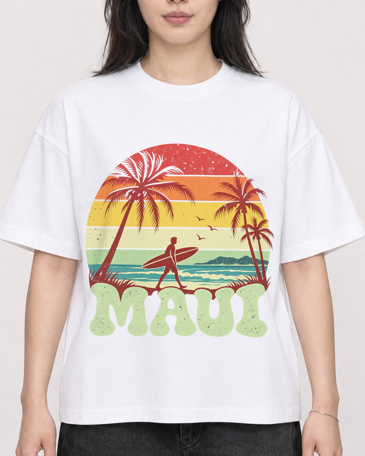 Mockup Boxy Heavyweight Tee White female close-up 13
