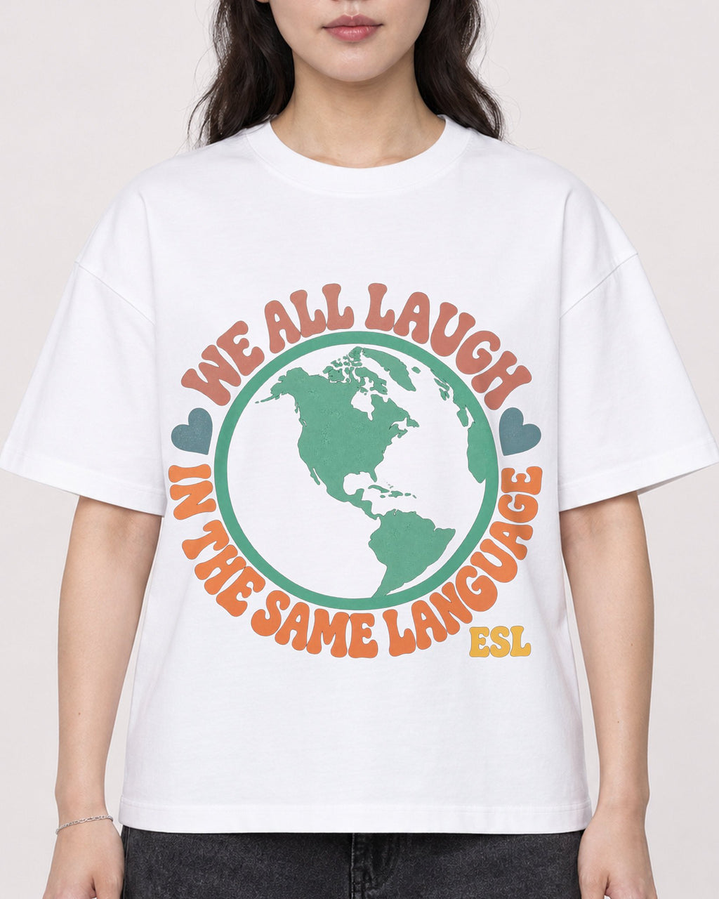 Mockup Boxy Heavyweight Tee White female close-up 03
