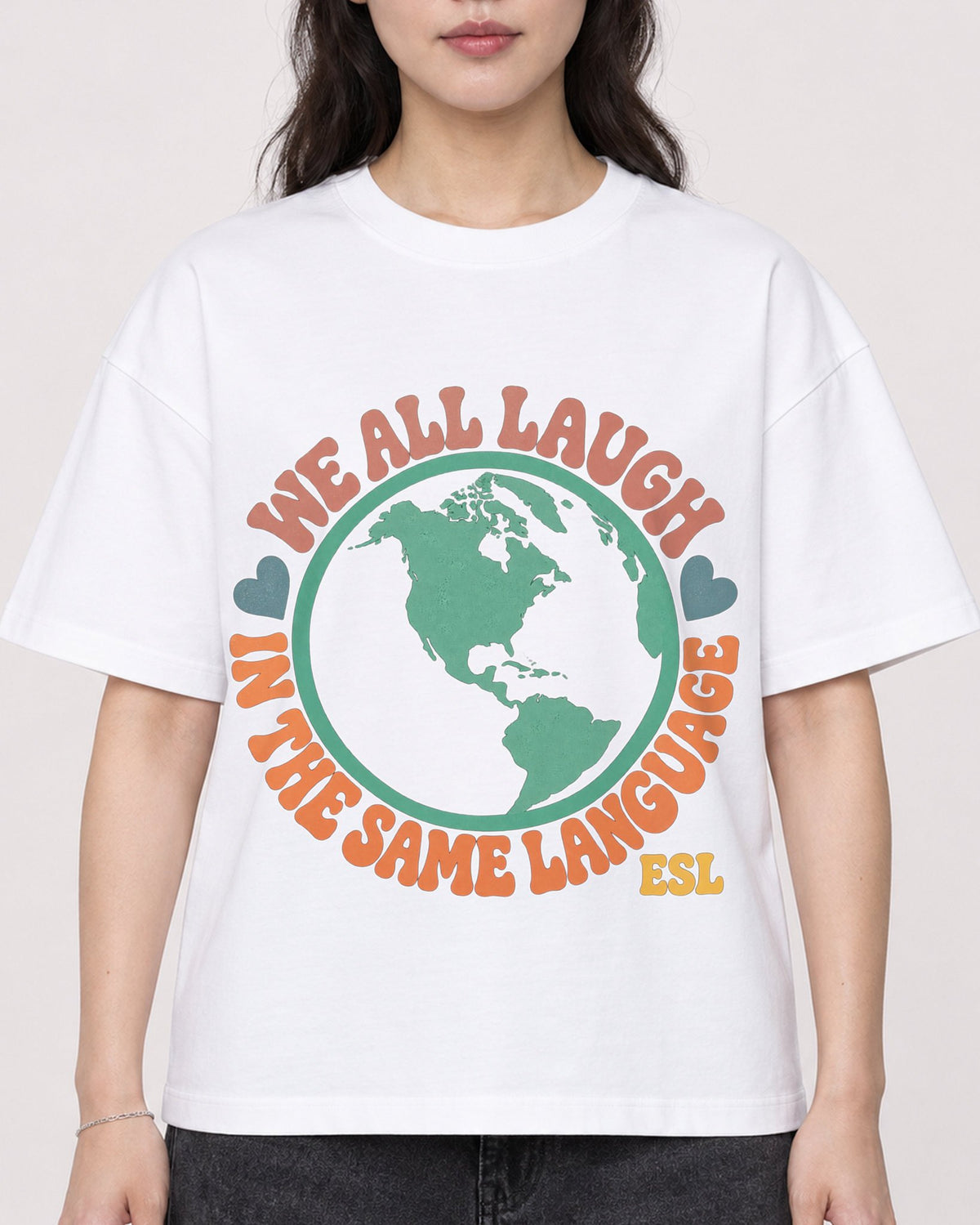 Mockup Boxy Heavyweight Tee White female close-up 03