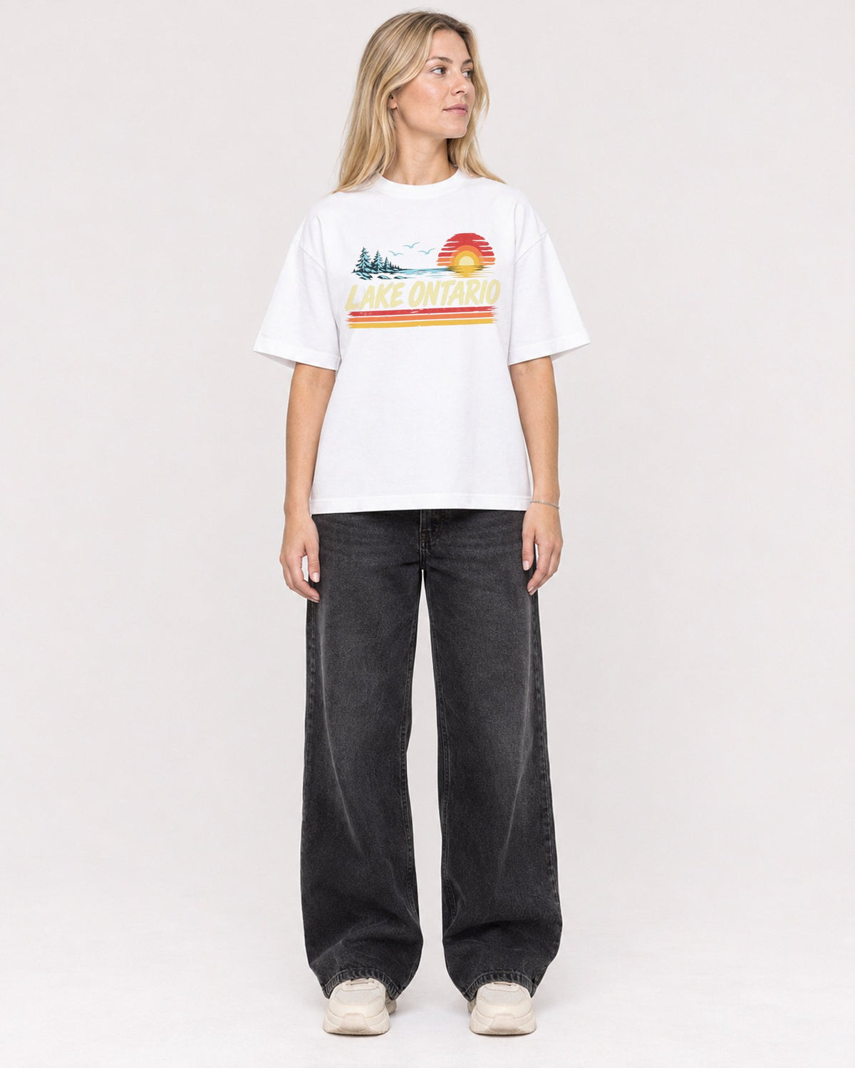 Mockup Boxy Heavyweight Tee White female full-body 08