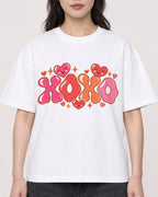 Mockup Boxy Heavyweight Tee White female close-up 03