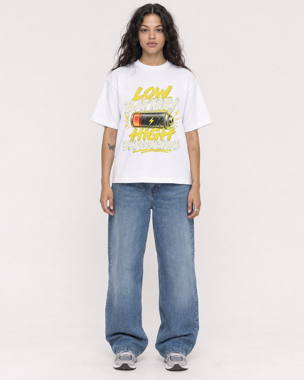 Mockup Boxy Heavyweight Tee White female full-body 30