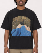 Mockup Boxy Heavyweight Tee Black male close-up 04