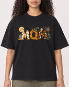 Mockup Boxy Heavyweight Tee Black female close-up 10