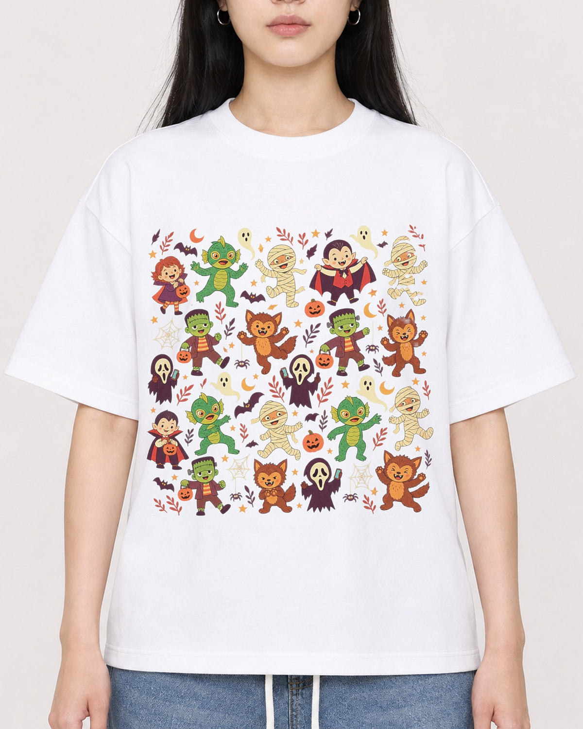 Mockup Boxy Heavyweight Tee White female close-up 01