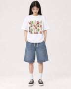 Mockup Boxy Heavyweight Tee White female full-body 01