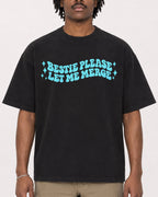 Mockup Boxy Heavyweight Tee Black male close-up 04