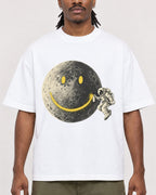 Mockup Boxy Heavyweight Tee White male close-up 34