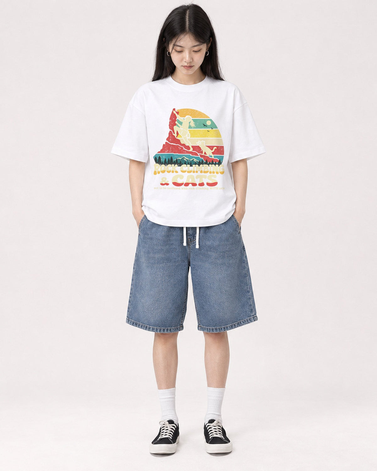 Mockup Boxy Heavyweight Tee White female full-body 01