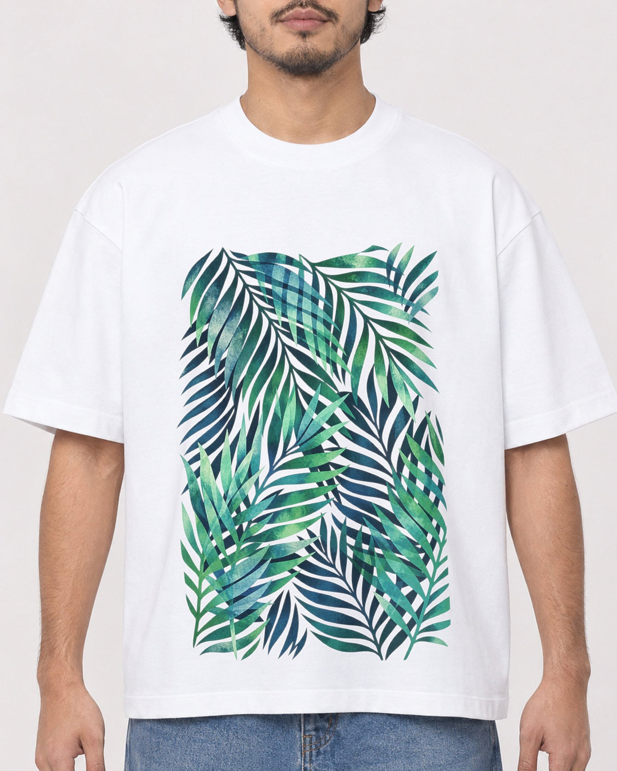 Mockup Boxy Heavyweight Tee White male close-up 02