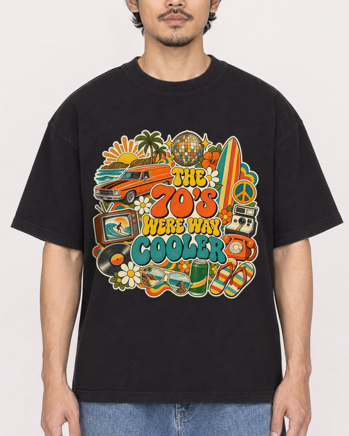Mockup Boxy Heavyweight Tee Black male close-up 02