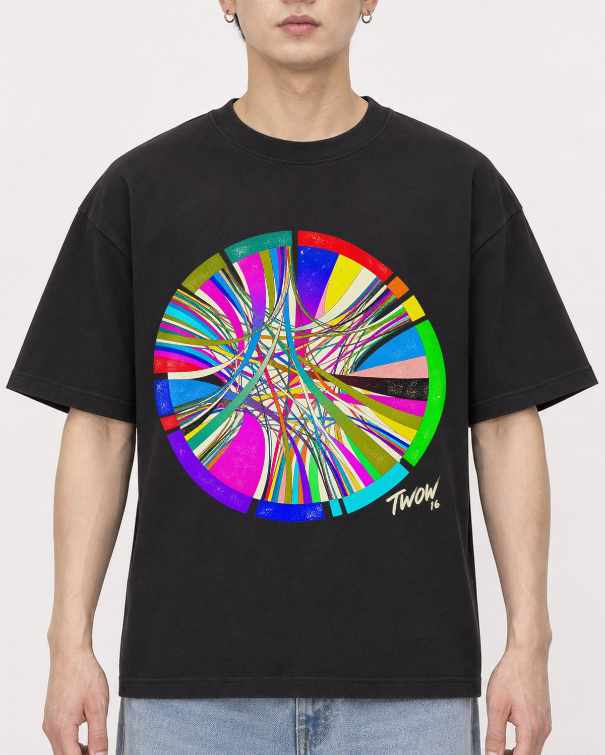 Mockup Boxy Heavyweight Tee Black male close-up 01