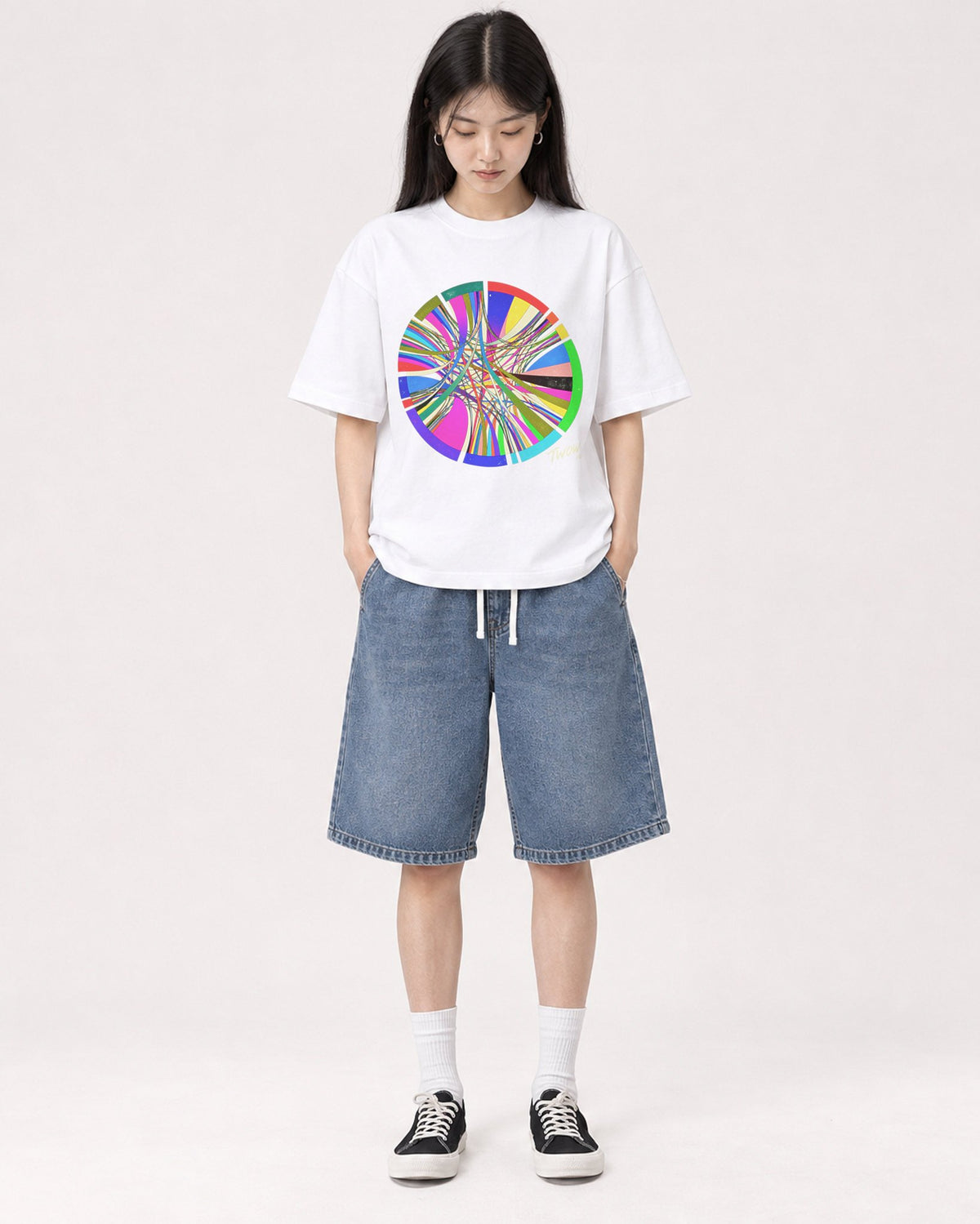 Mockup Boxy Heavyweight Tee White female full-body 01