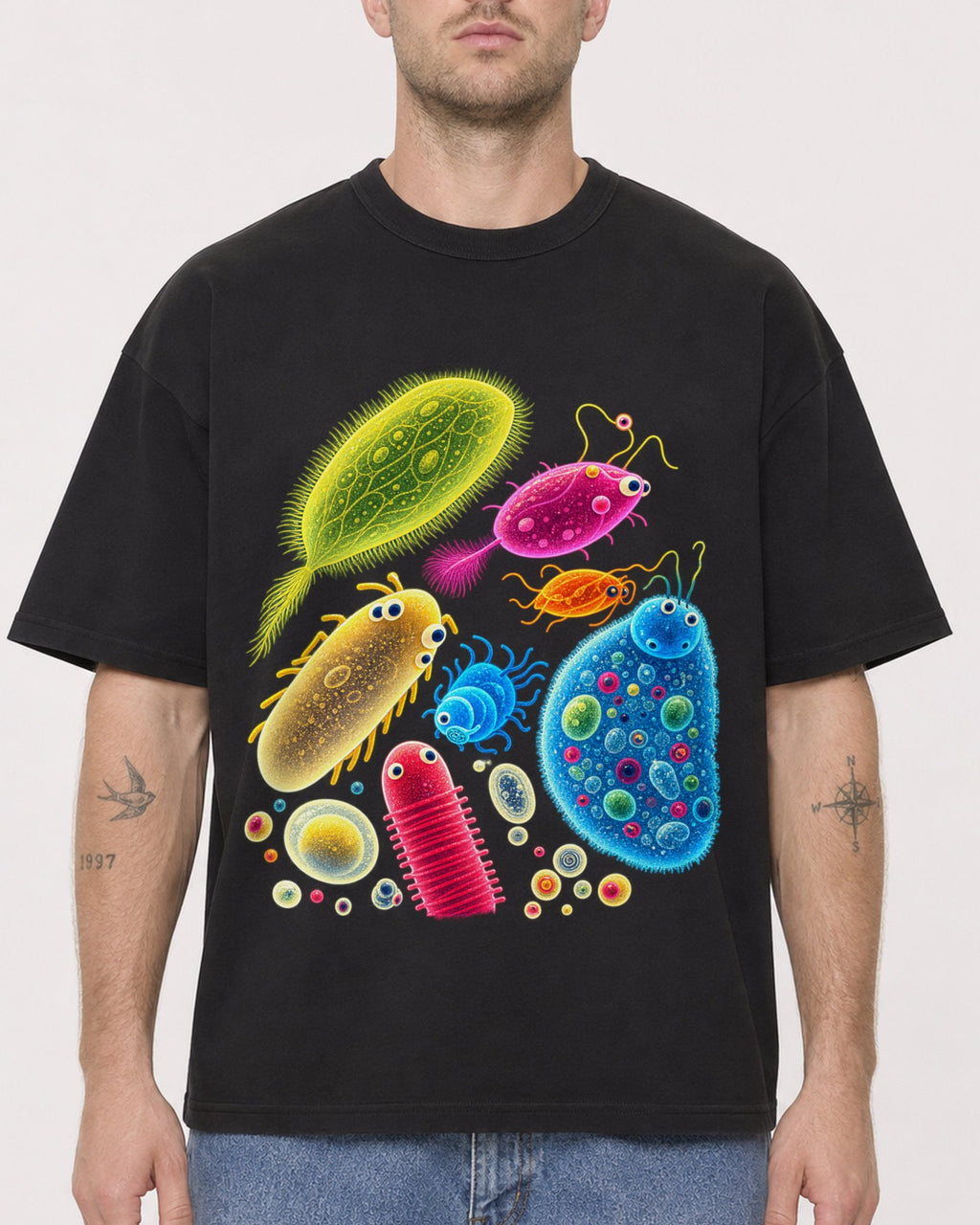 Mockup Boxy Heavyweight Tee Black male close-up 18