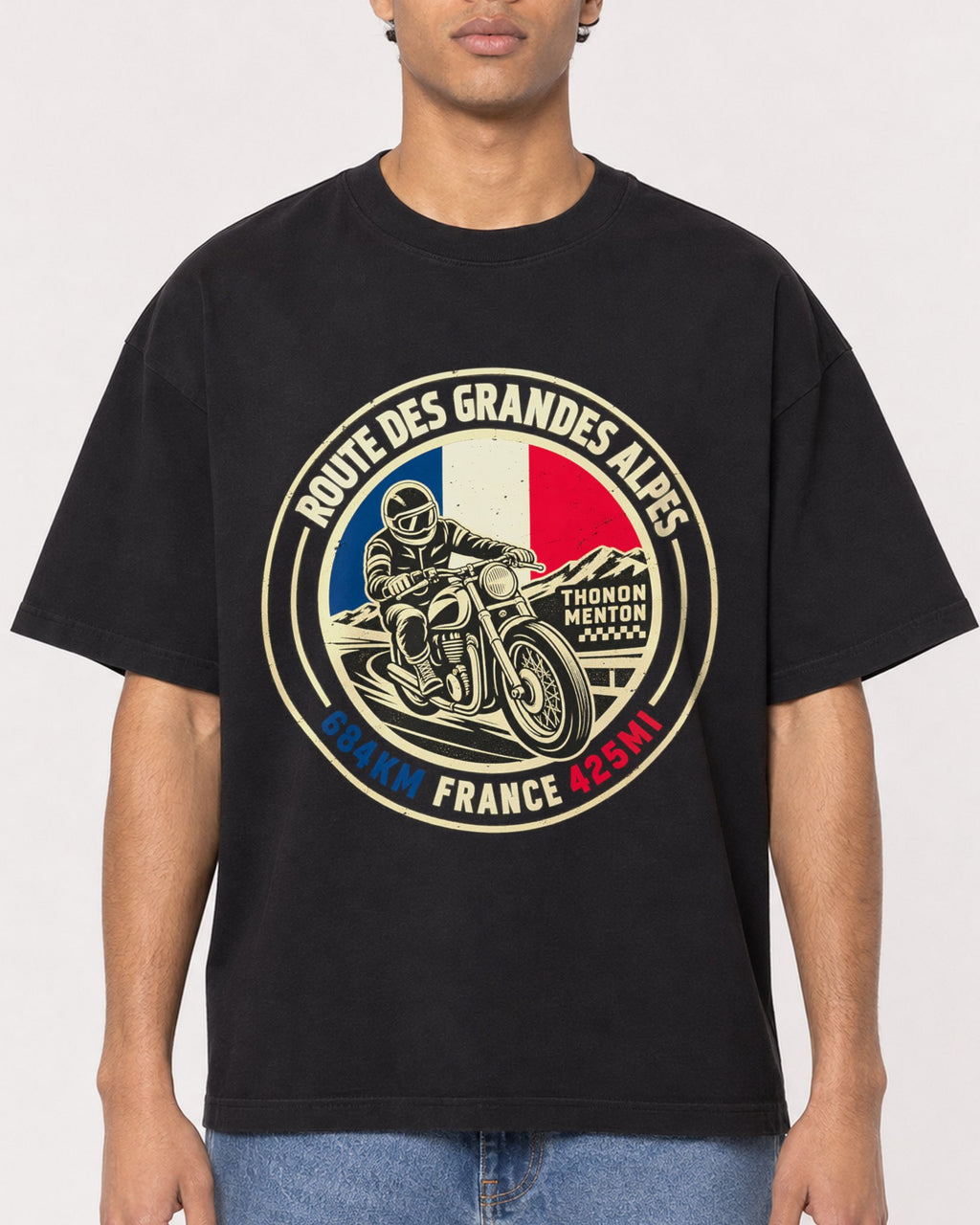 Mockup Boxy Heavyweight Tee Black male close-up 10