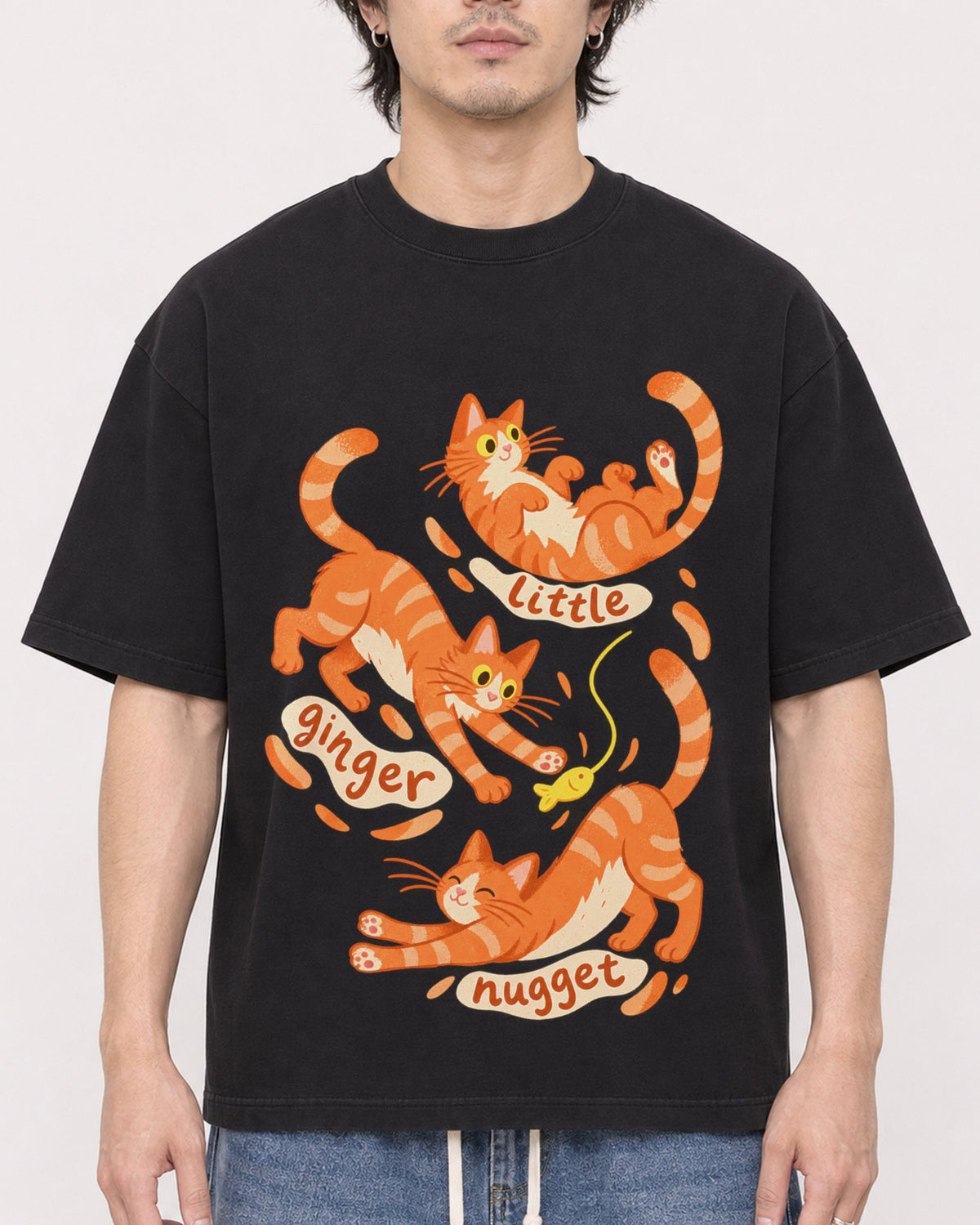 Mockup Boxy Heavyweight Tee Black male close-up 03