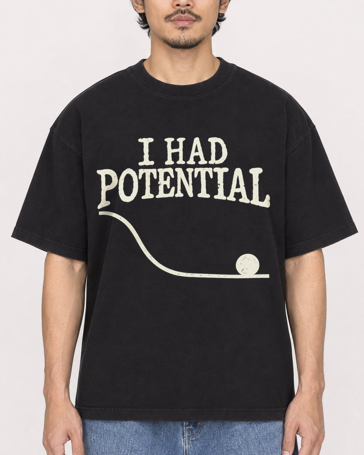 Mockup Boxy Heavyweight Tee Black male close-up 02