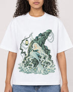 Mockup Boxy Heavyweight Tee White female close-up 10