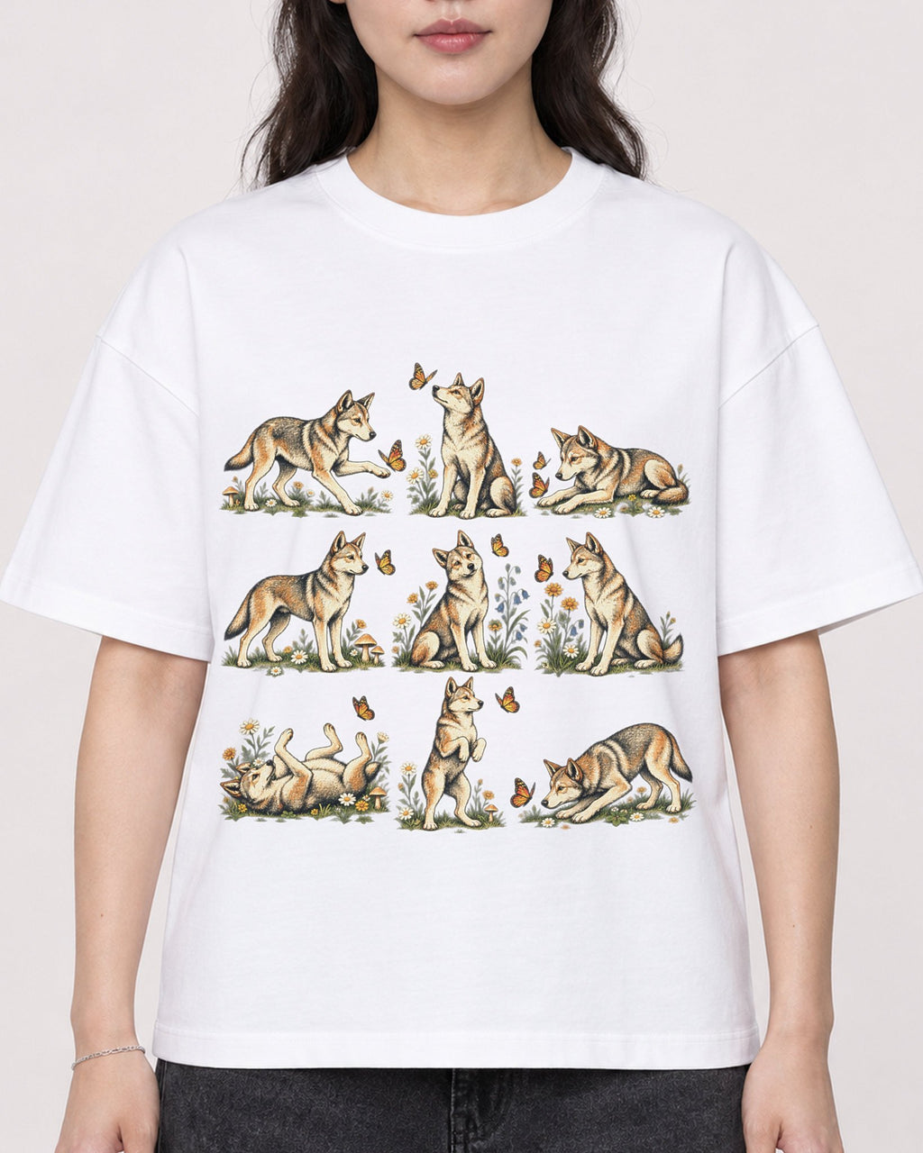 Mockup Boxy Heavyweight Tee White female close-up 03