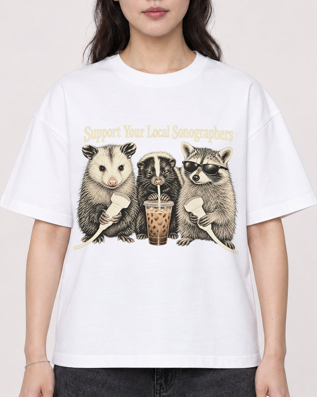 Mockup Boxy Heavyweight Tee White female close-up 03