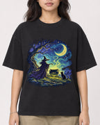 Mockup Boxy Heavyweight Tee Black female close-up 02