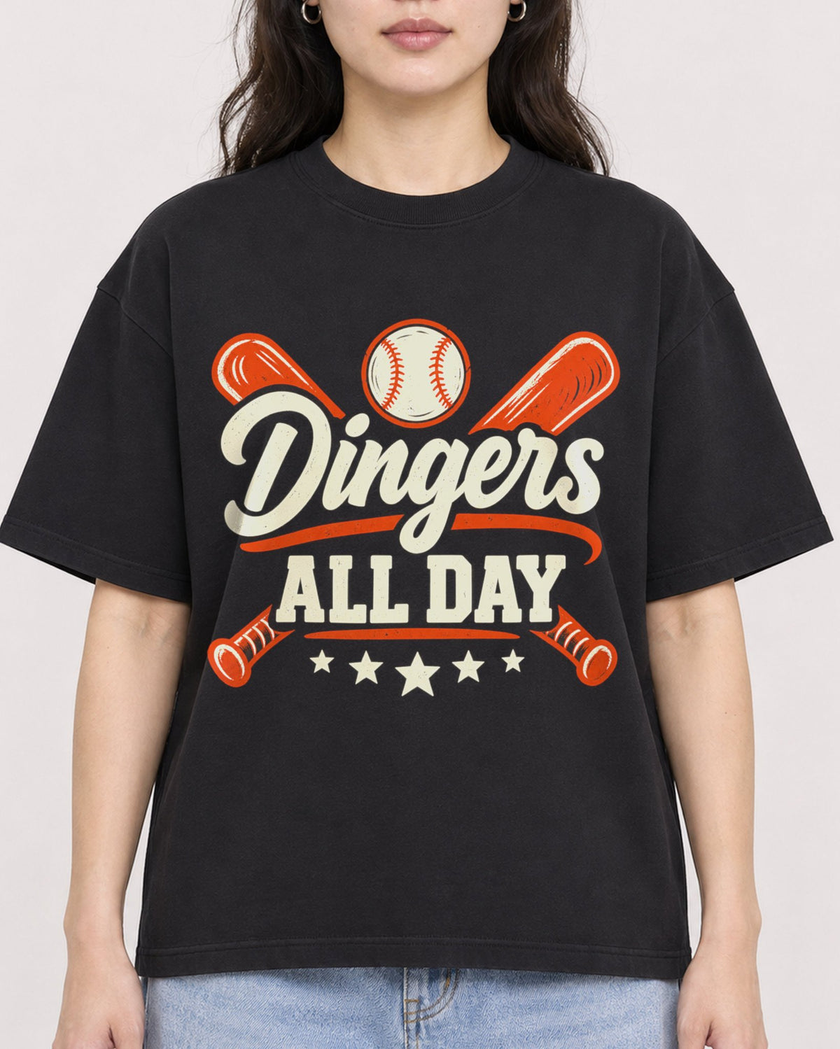 Mockup Boxy Heavyweight Tee Black female close-up 03