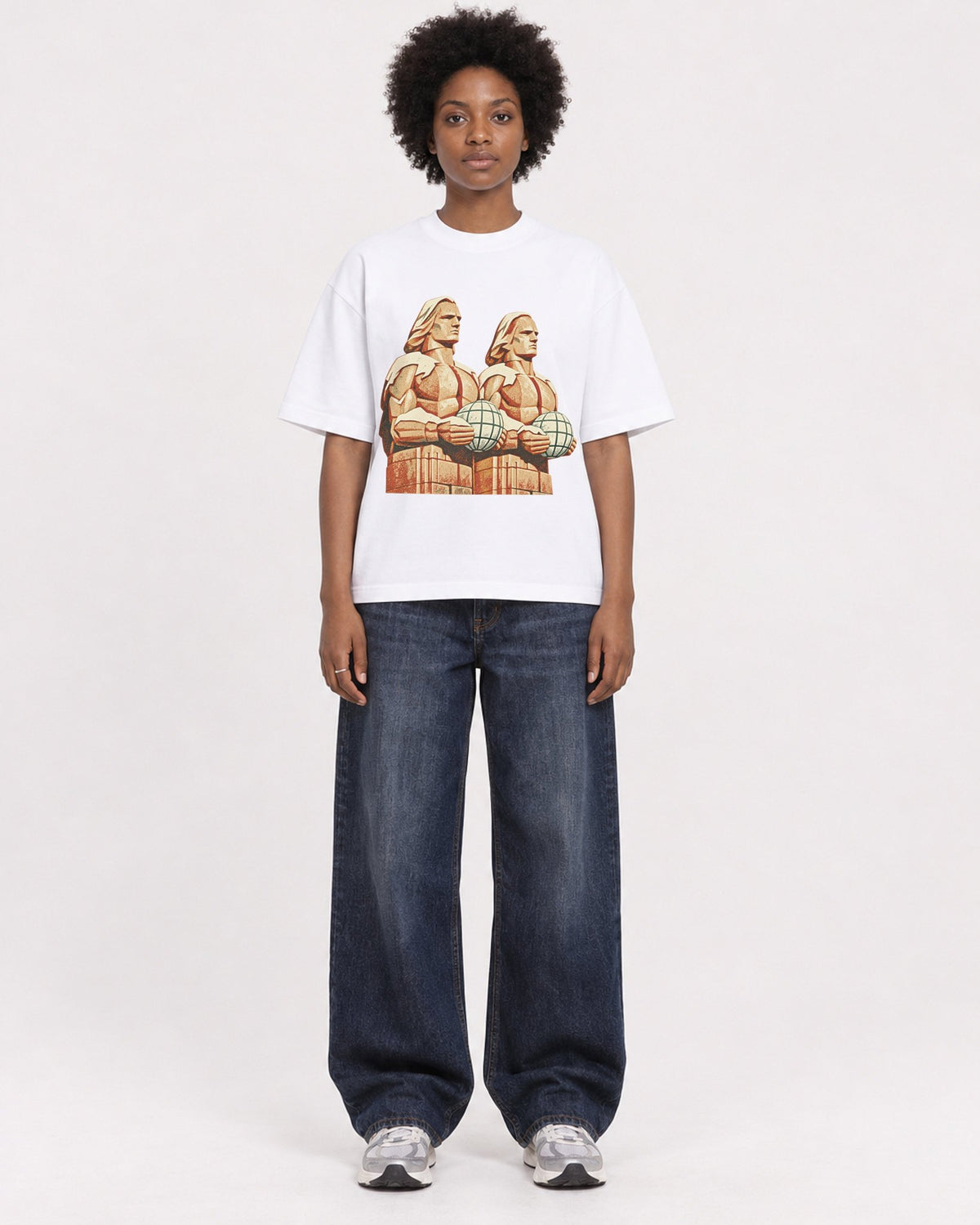 Mockup Boxy Heavyweight Tee White female full-body 14