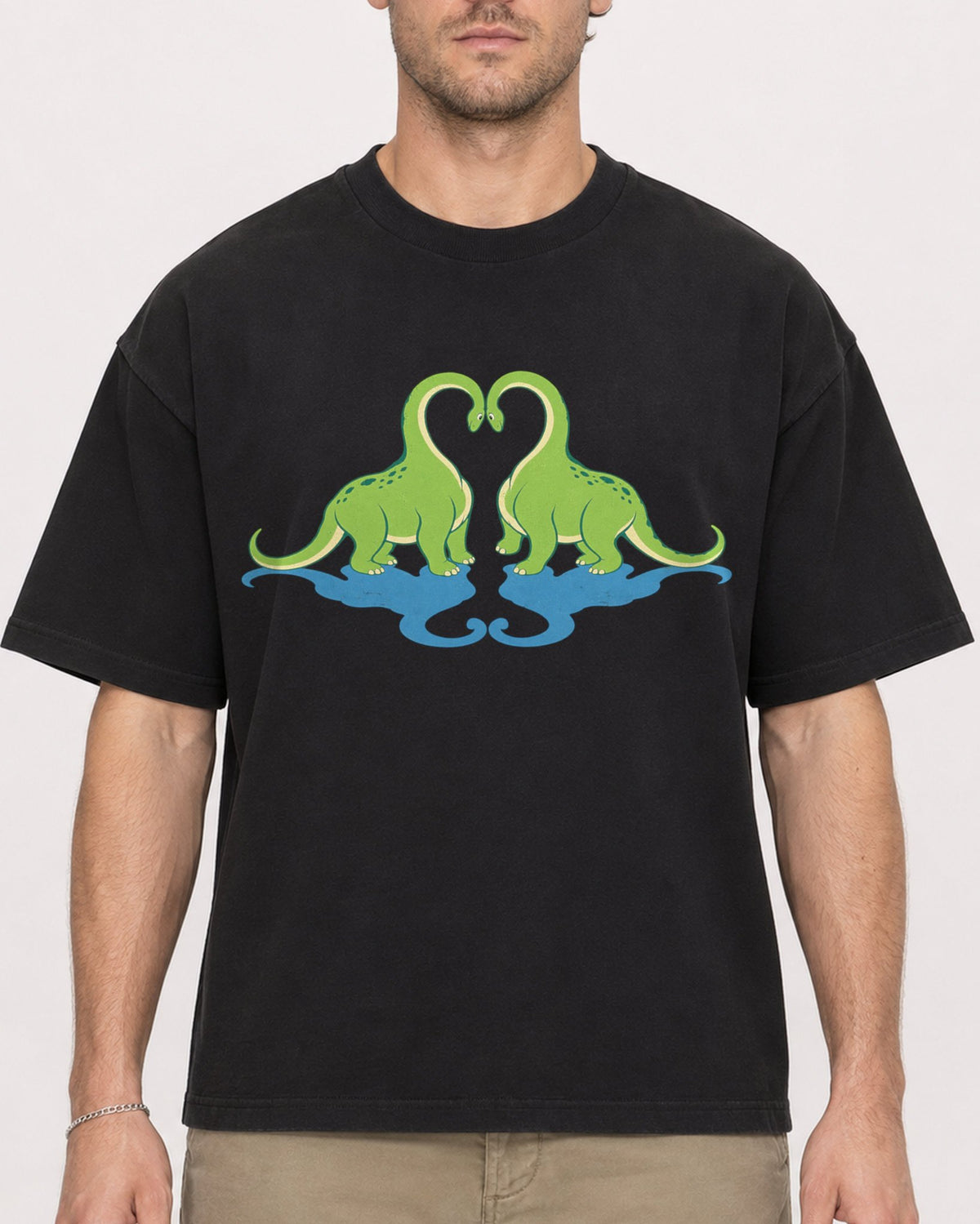 Mockup Boxy Heavyweight Tee Black male close-up 08