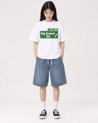 Mockup Boxy Heavyweight Tee White female full-body 01
