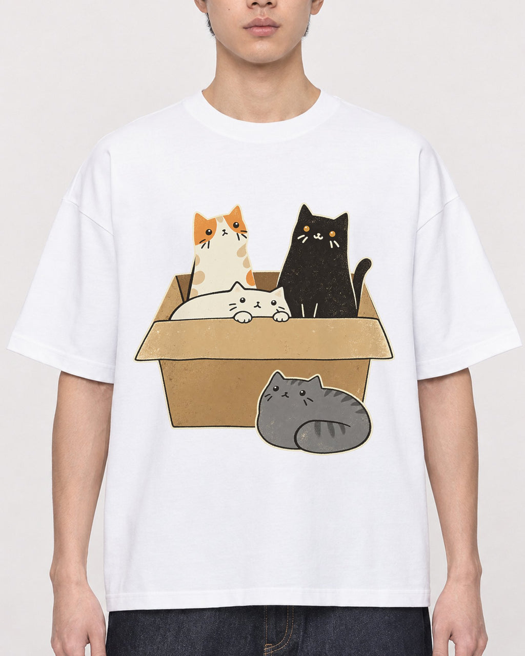 Mockup Boxy Heavyweight Tee White male close-up 01