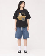 Mockup Boxy Heavyweight Tee Black female full-body 01