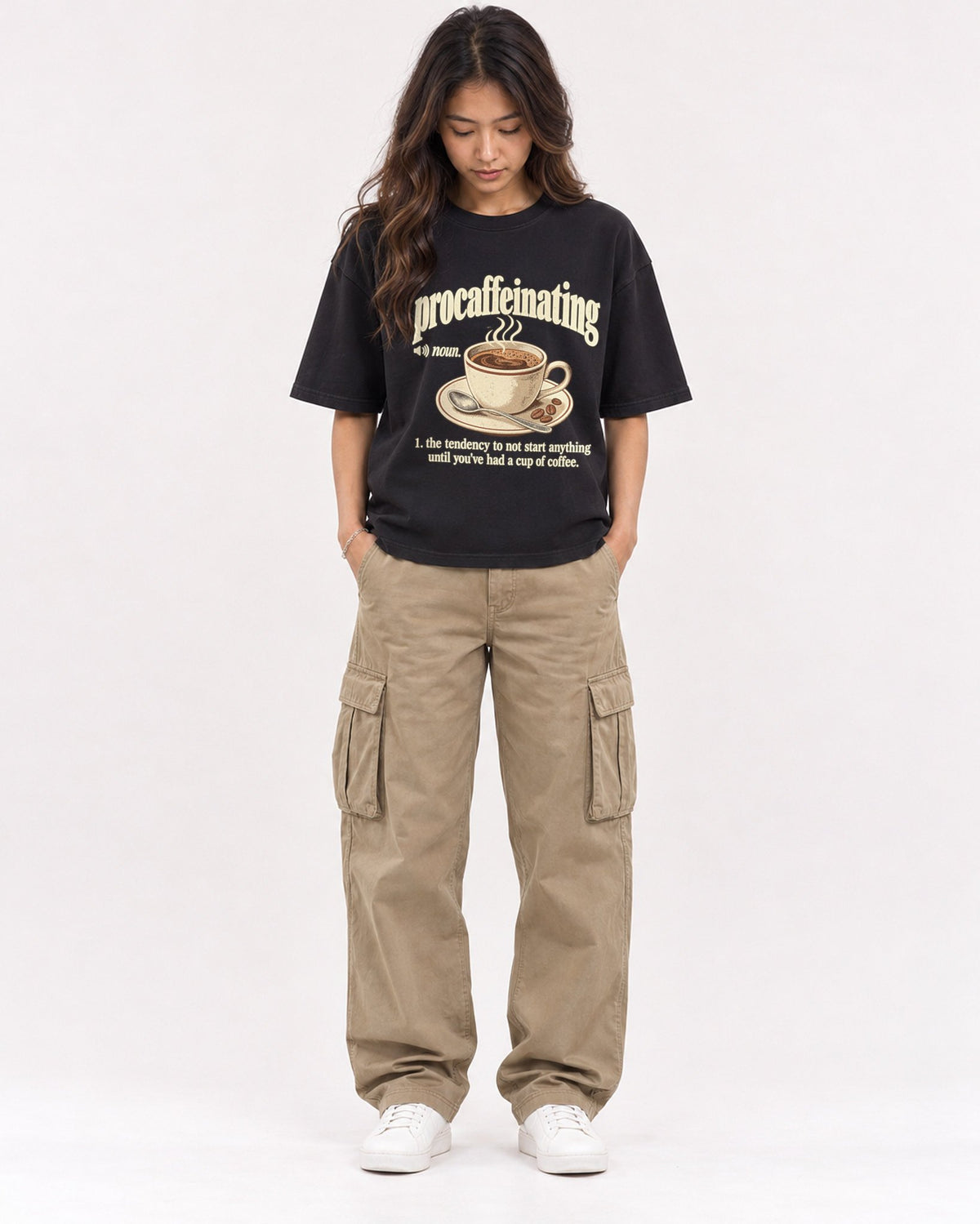 Mockup Boxy Heavyweight Tee Black female full-body 02