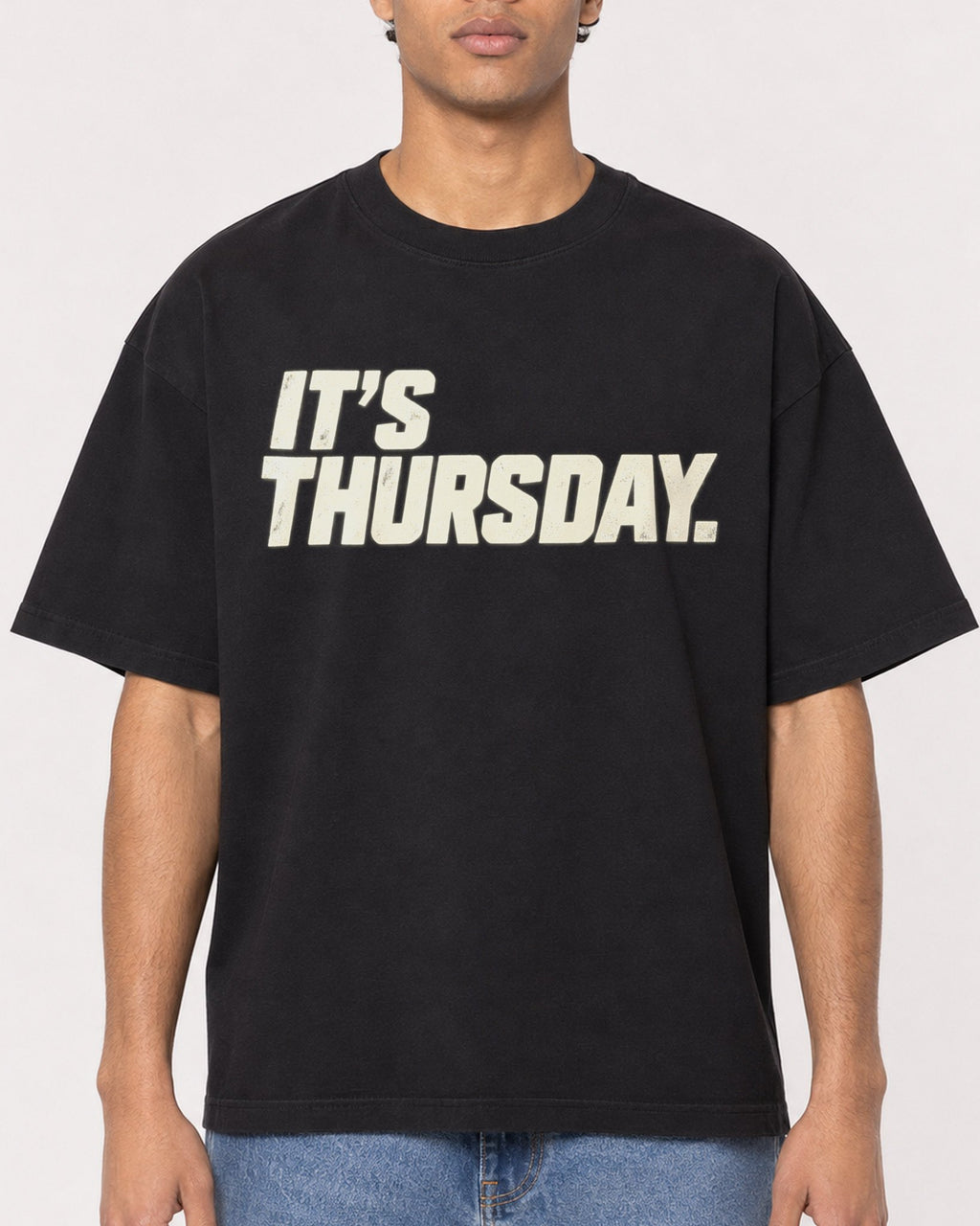 Mockup Boxy Heavyweight Tee Black male close-up 10