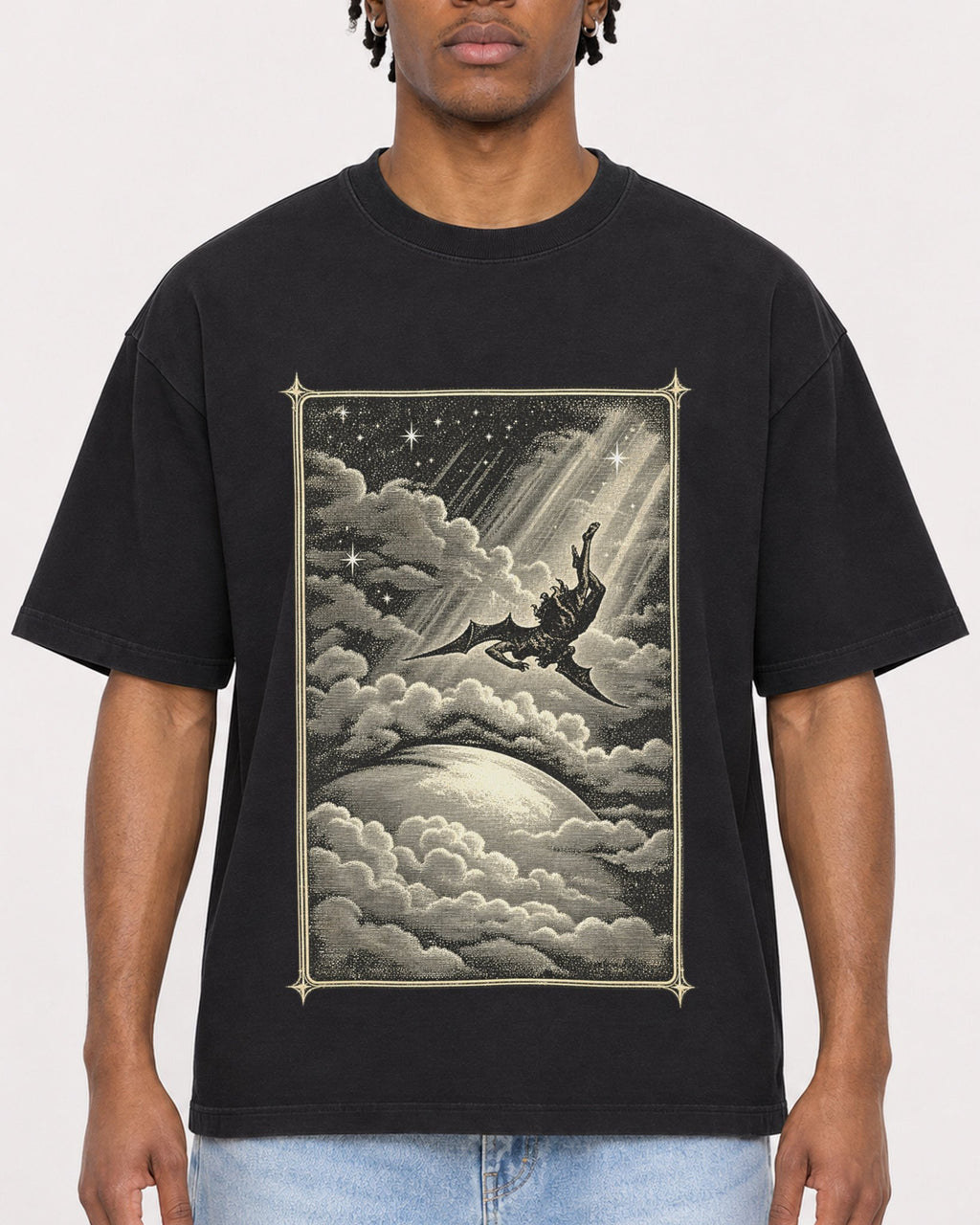 Mockup Boxy Heavyweight Tee Black male close-up 05