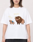 Mockup Boxy Heavyweight Tee White female close-up 33