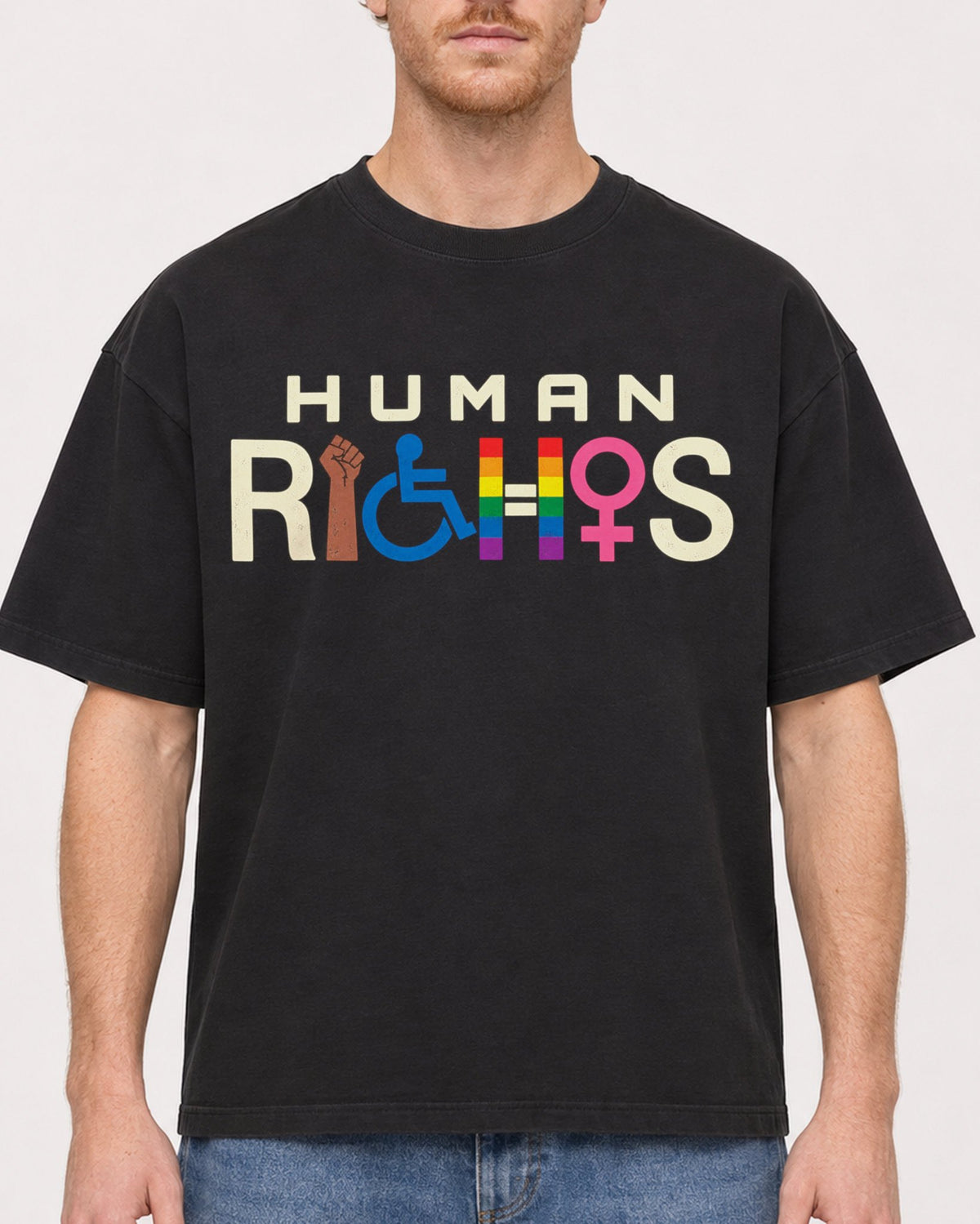 Mockup Boxy Heavyweight Tee Black male close-up 38