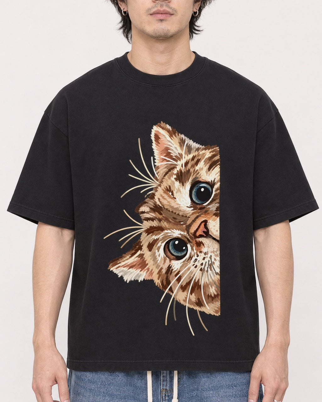 Mockup Boxy Heavyweight Tee Black male close-up 03