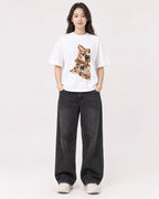 Mockup Boxy Heavyweight Tee White female full-body 03