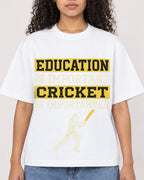 Mockup Boxy Heavyweight Tee White female close-up 10