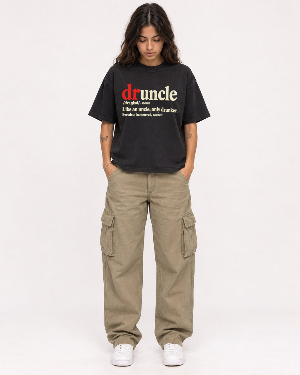 Mockup Boxy Heavyweight Tee Black female full-body 06