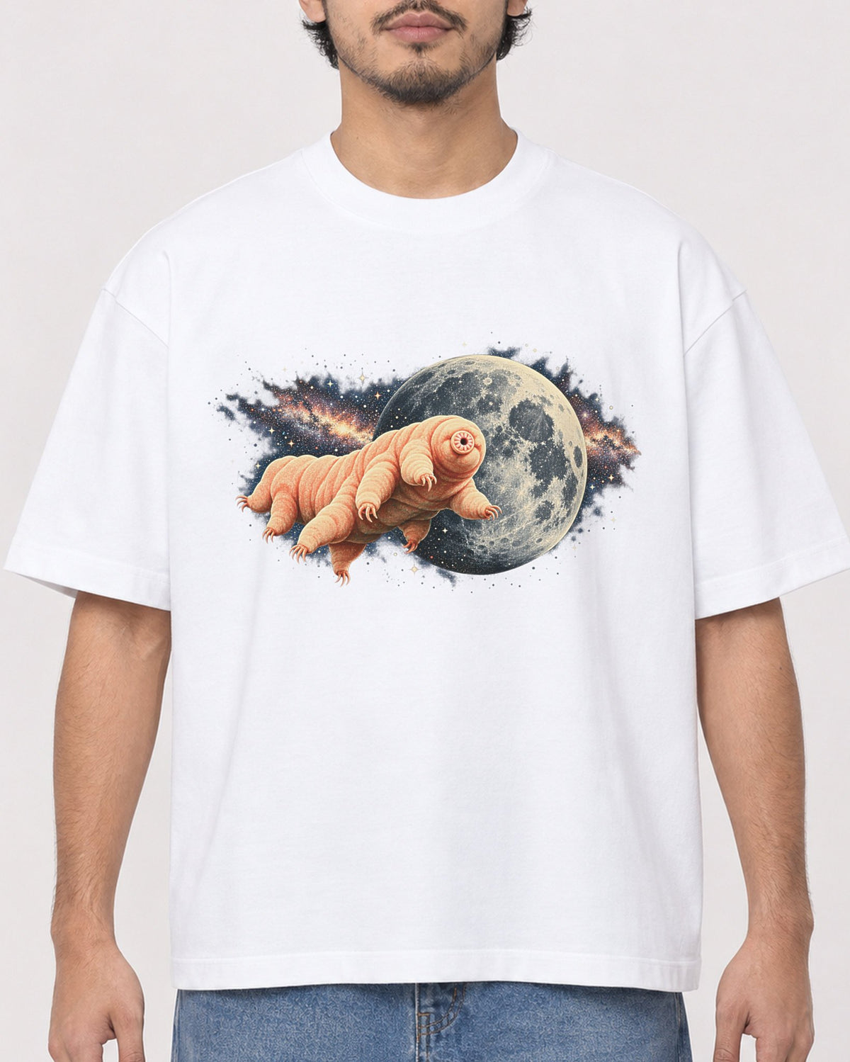 Mockup Boxy Heavyweight Tee White male close-up 02