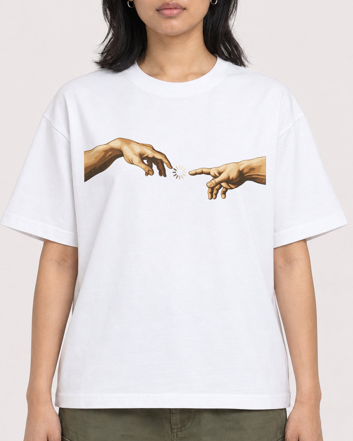 Mockup Boxy Heavyweight Tee White female close-up 22