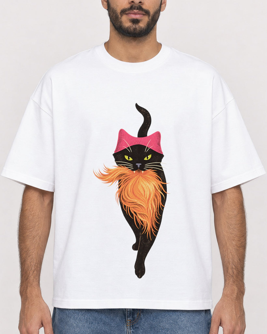 Mockup Boxy Heavyweight Tee White male close-up 07
