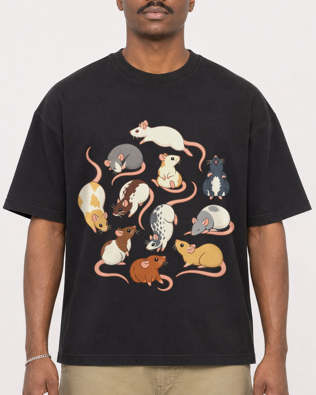 Mockup Boxy Heavyweight Tee Black male close-up 44