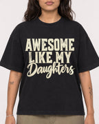 Mockup Boxy Heavyweight Tee Black female close-up 06