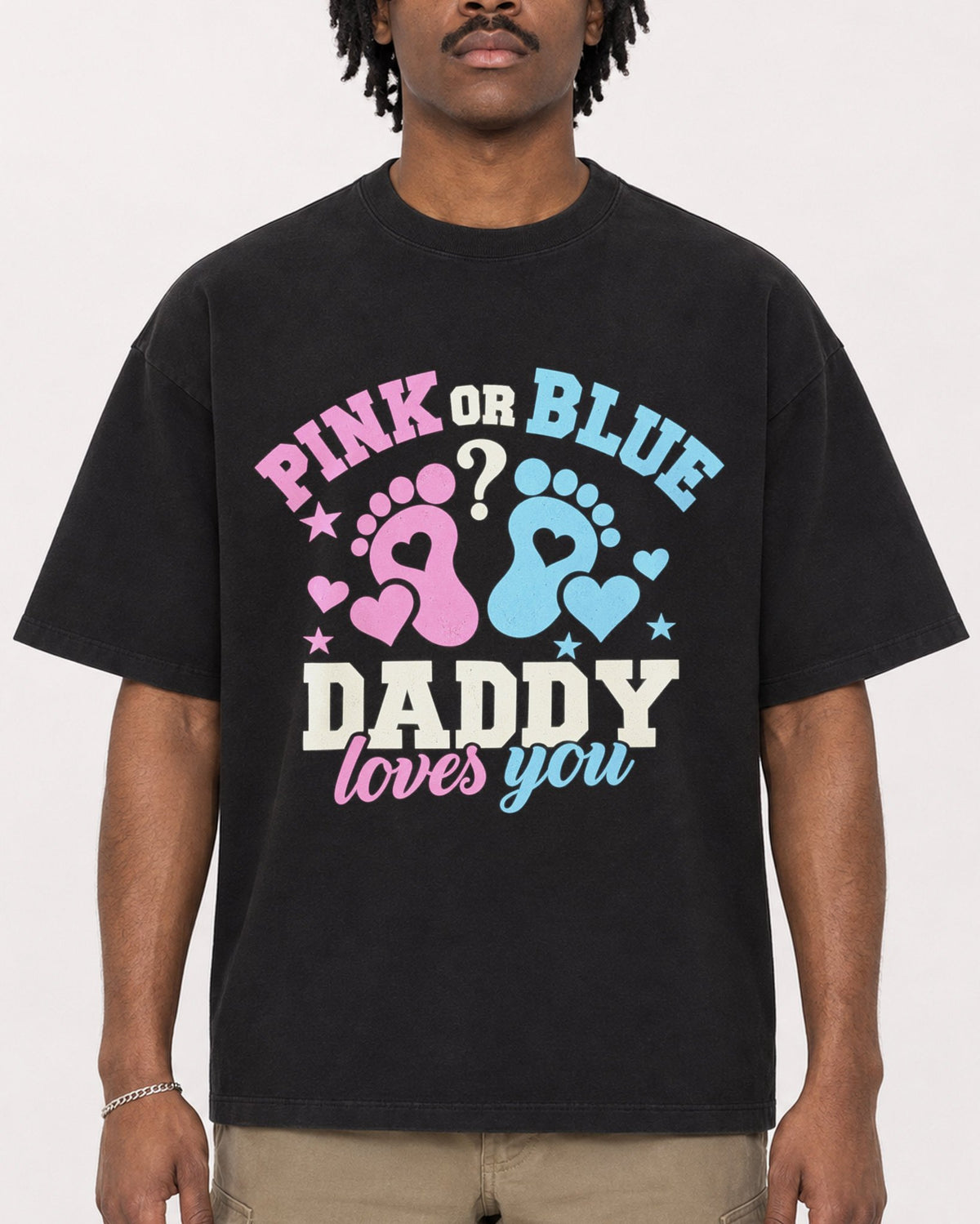 Mockup Boxy Heavyweight Tee Black male close-up 04