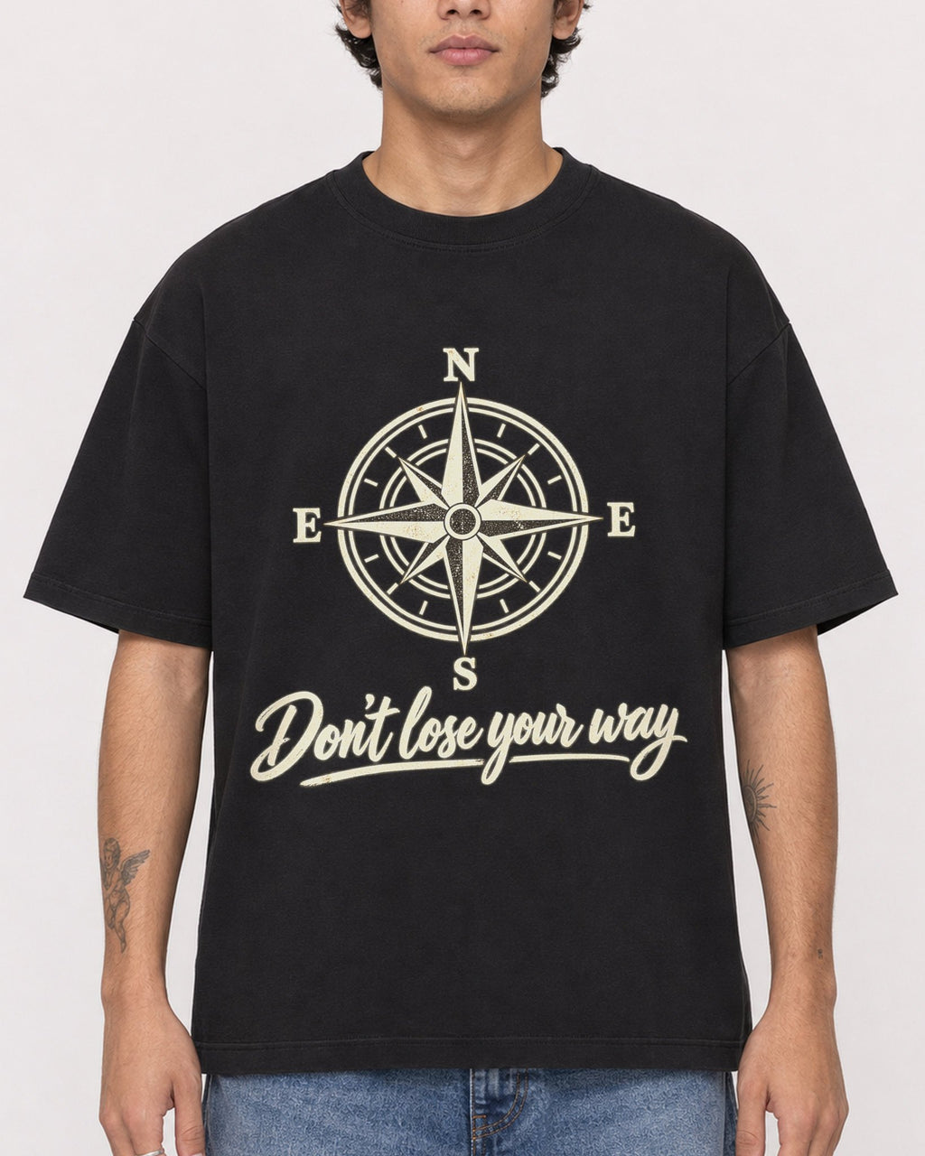 Mockup Boxy Heavyweight Tee Black male close-up 06