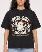 Mockup Boxy Heavyweight Tee Black female close-up 07