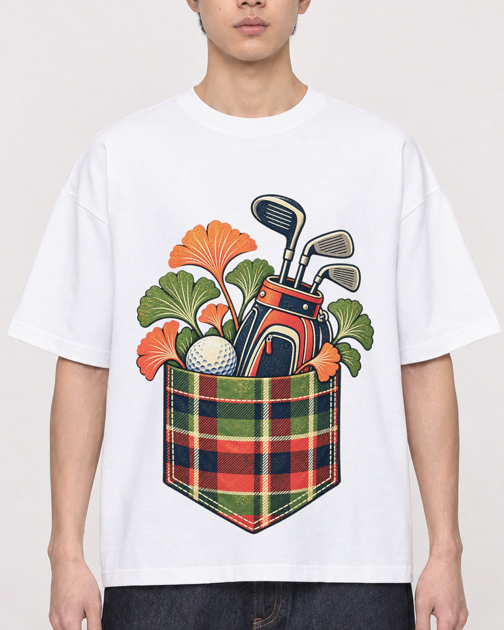 Mockup Boxy Heavyweight Tee White male close-up 01