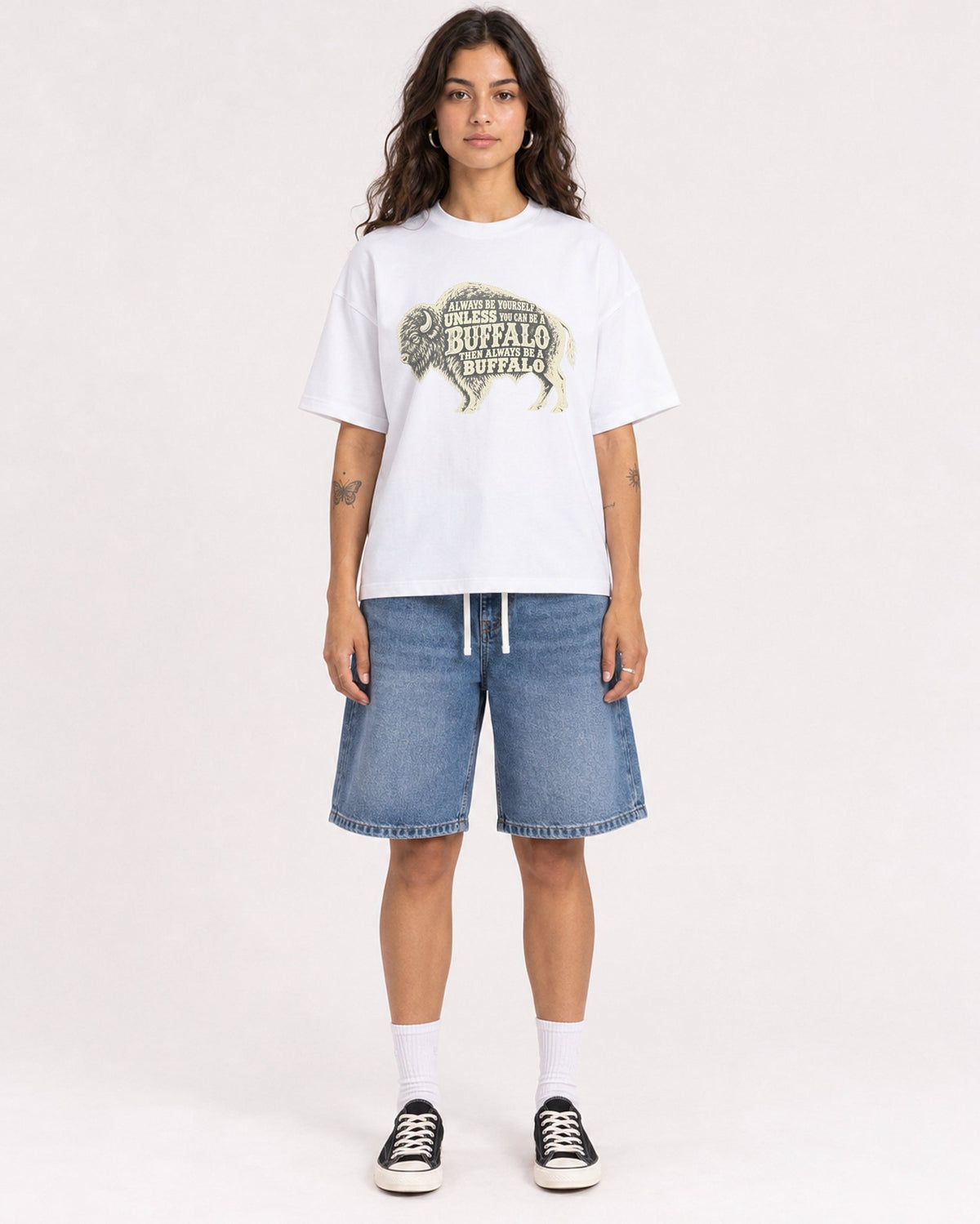 Mockup Boxy Heavyweight Tee White female full-body 06